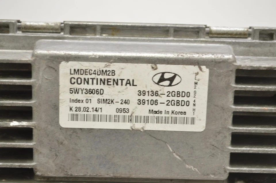 Блок управления двигателем 2014 2015 Hyundai Tucson 39136-2GBD0 ECM D26 014 - Изображение 3 из 4