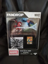 NEW Moose Toys Marvel FANDROP Spider-man vs Venom MV02 + Artifact