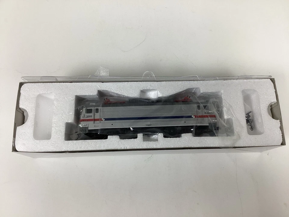 HO Atlas Item # 8581 Septa AEM-7 DC DCC Ready Electric Locomotive W/# 2305 NOS - Image 3 of 4