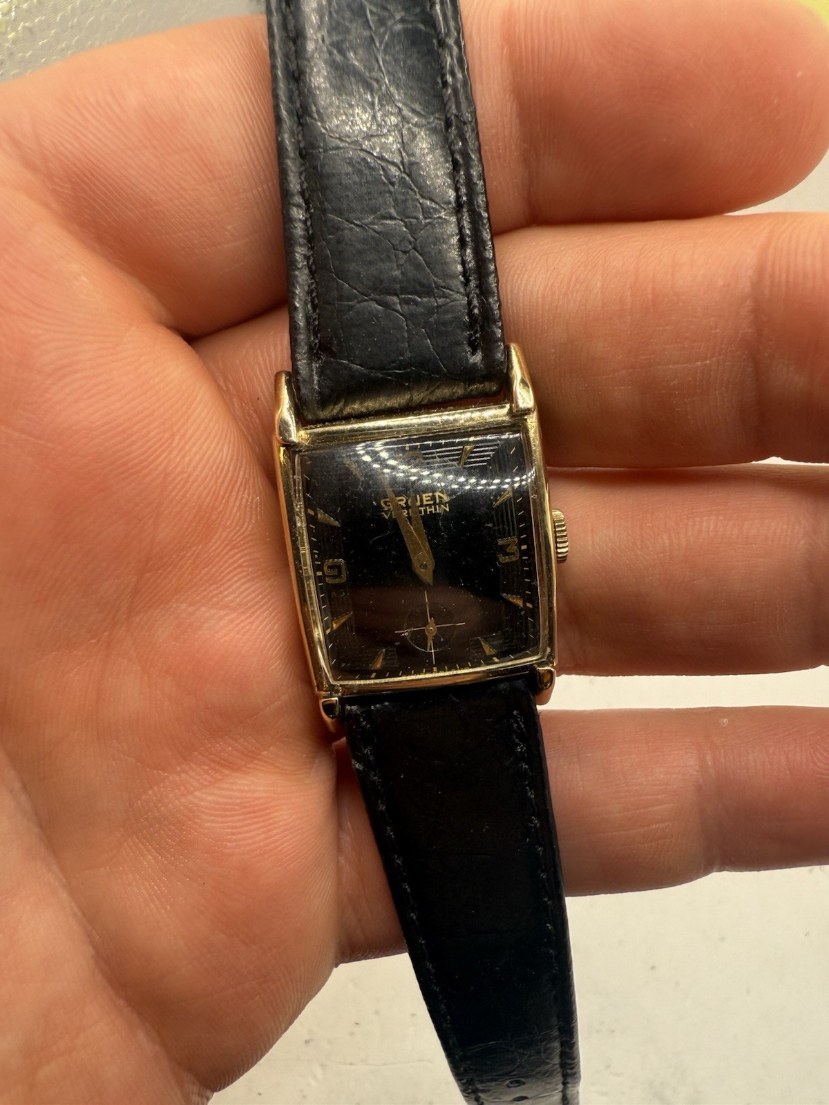 VINTAGE Men’s Gruen Veri-Thin Precision Watch 17 Jewels 10k Gold Filled 1940s