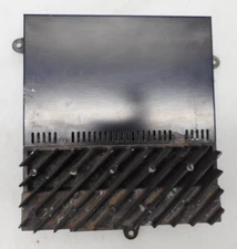 2004 LAND ROVER DISCOVERY II AMPLIFIER XQK000010