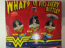 Freaker Wonder Woman Can Cooler Coozie Bottle Hugger New W/ Tag Keep Drinks Cold