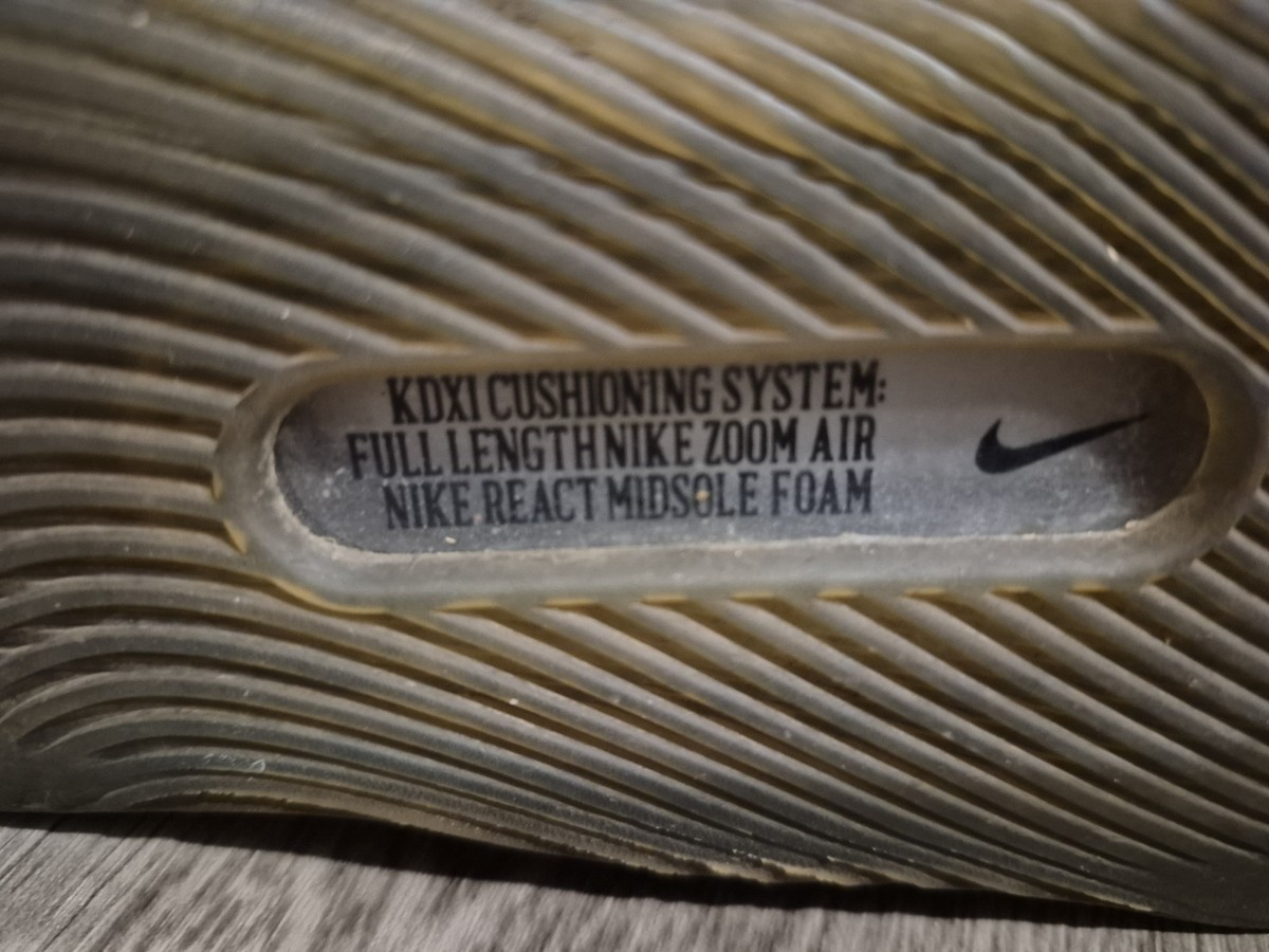 Nike Zoom KD11 Durant Galaxy Just Do It Confetti AO2604-007 Sz 9.5 2018 No Laces View 6