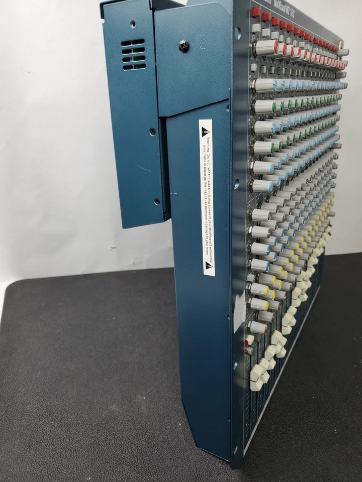 Allen & Heath MixWizard WZ3 16:2 Rack Mountable Mixing Console - Image 4 of 4