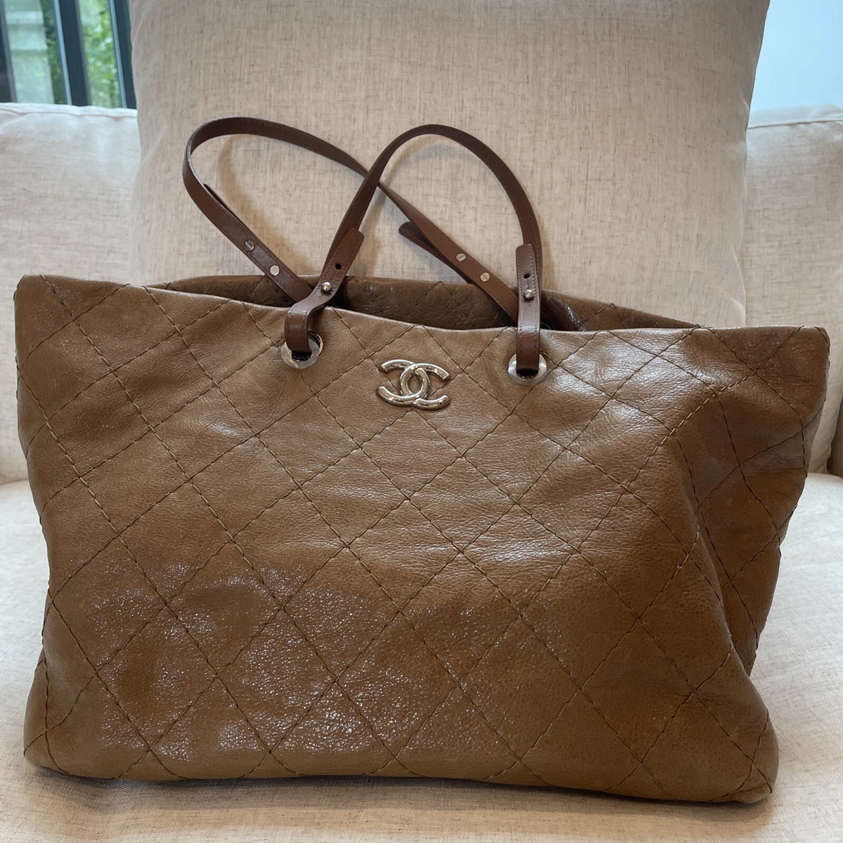 CHANEL ブラウンレザートートバッグ s-l1200.webp