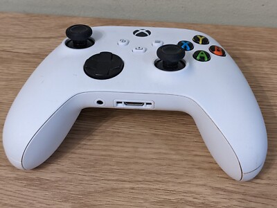 Microsoft Xbox Wireless Controller robot white for Xbox Series X S