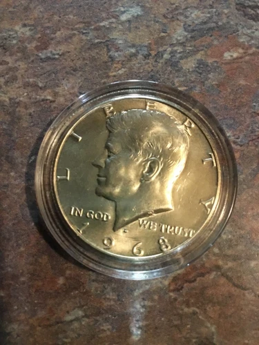 1968 D KENNEDY HALF DOLLAR BU GEM IN CAPSULE 40% SILVER