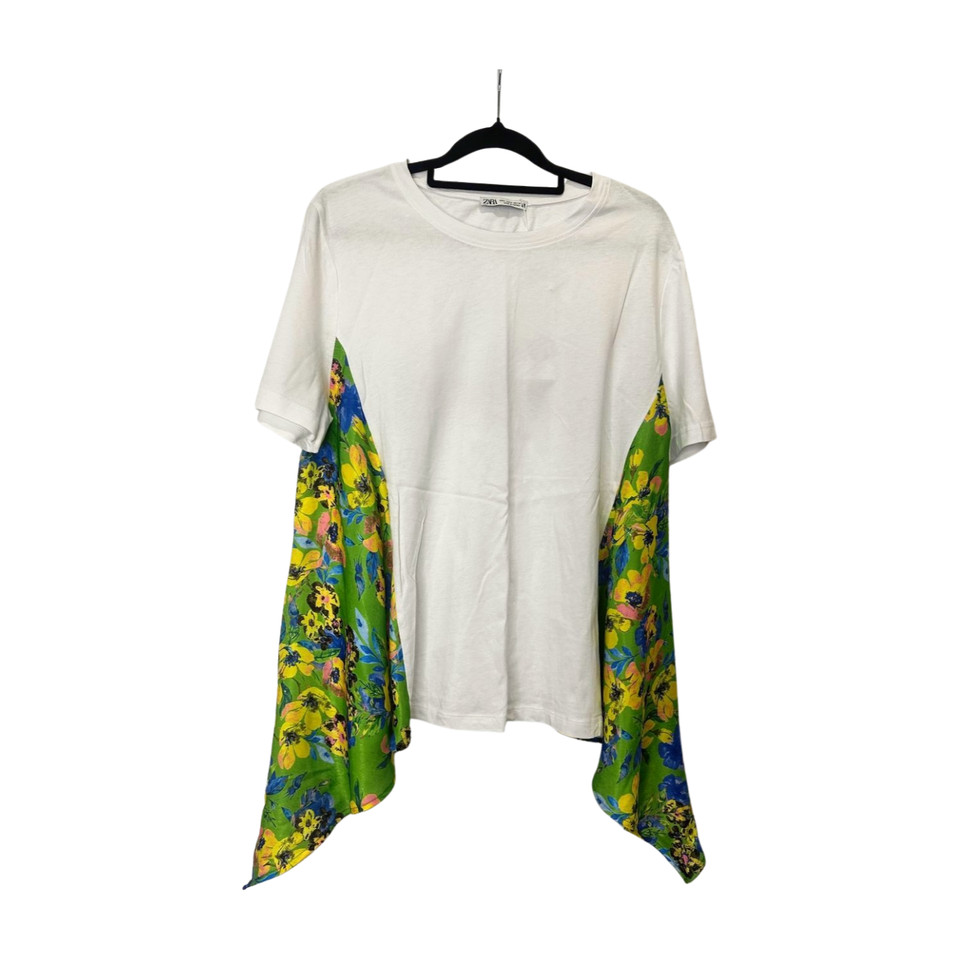 Zara - T-Shirt with Floral Panels