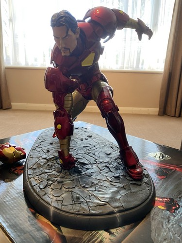 Iron Man Comiquette Sideshow Exclusive - Picture 11 of 13