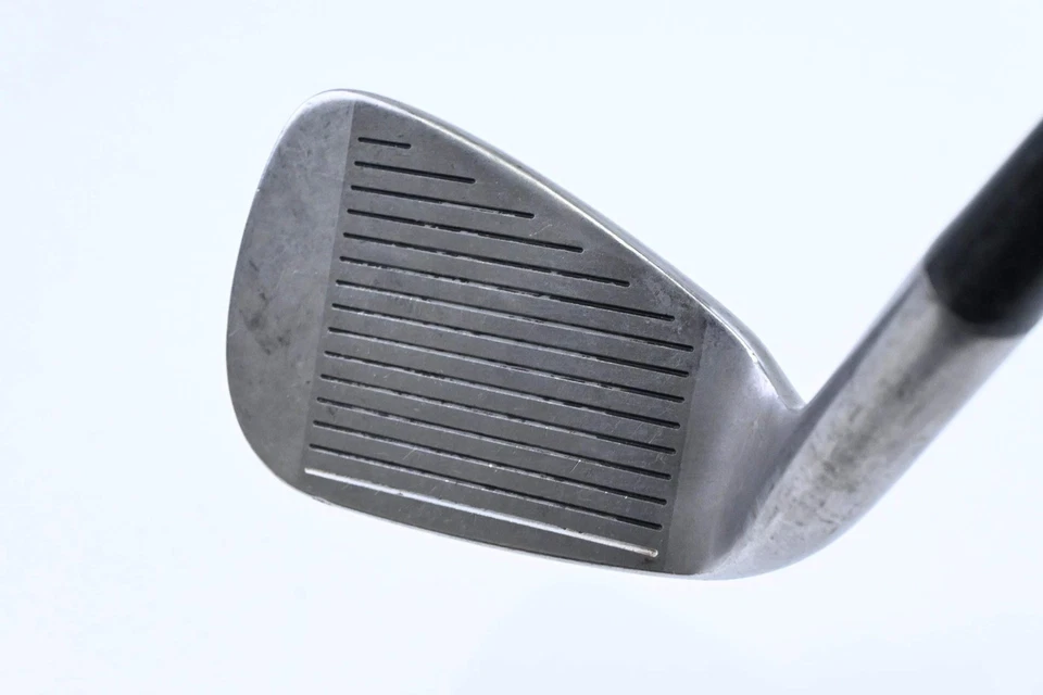 Maxfli VHL #8 Iron / 38 Degree / Regular Flex Maxfli VHL Shaft - Image 2 of 4