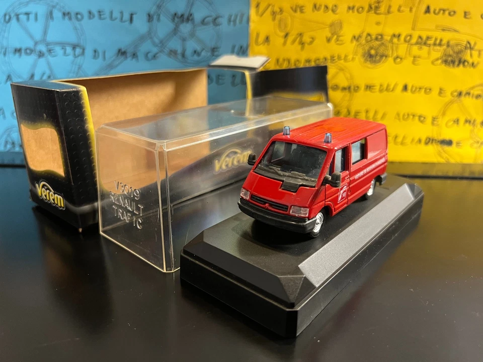 1/43 Verem lotto Pompiers ambulance ambulancia bomberos Citroen Peugeot Renault - Immagine 3 di 3