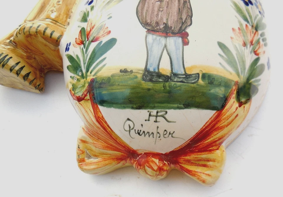 Vintage French Henriot Quimper Painted Faience Wall Pocket Bagpiper Flower Vase - Image 2 of 4