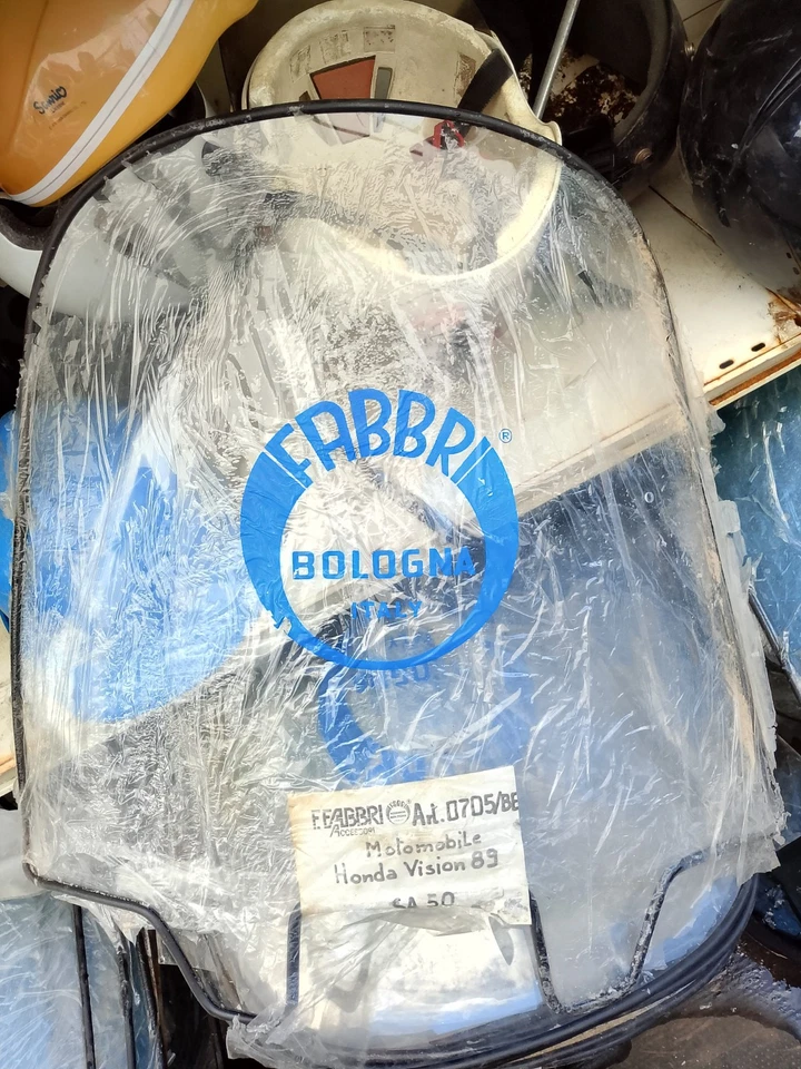 Paravento Fabbri Honda Vision 50 - Immagine 3 di 4