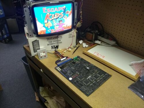 ESCAPE KIDS - 1992 Konami - Guaranteed Working JAMMA Arcade PCB - Rare! Fun! - Picture 1 of 7