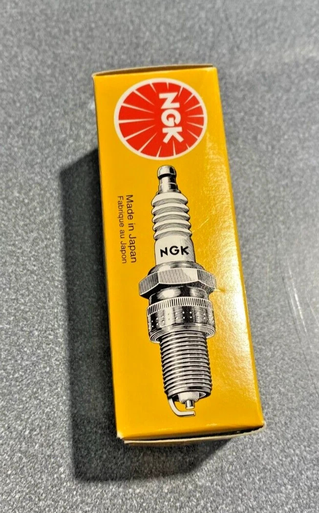 NGK SPARK PLUG A-8 1210 NEW NIB Ski-Doo Arctic-Cat SACHS