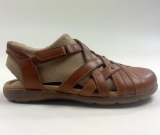 Clarks Elizabelle Sea Brown Leather Women 8.5 Fisherman Sandals Strappy 26177123
