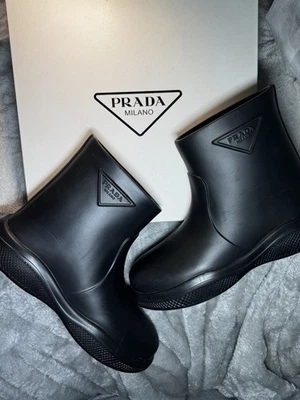 Prada ダークグレー レインブーツ　39 PRADA Women's Rubber Rain Boot for sale | eBay