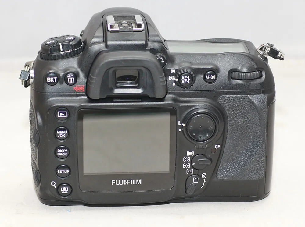 Fujifilm FinePix S5 Pro F Mount 12.1 MP Digital SLR Camera Body. PERFECT  REFURB