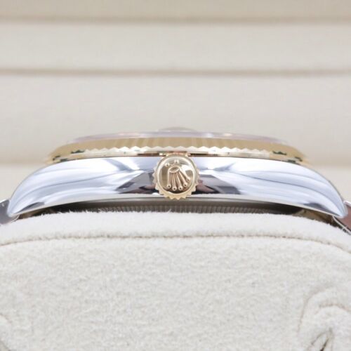 Rolex Datejust 126233 Champagne Motif Dial 36mm Unworn Complete Set Year: 2023 - Picture 4 of 7