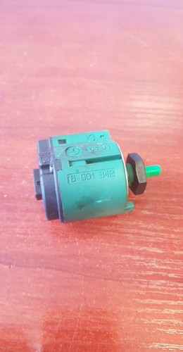 BMW E38 E39 1995-2003 NEBELSCHEINWERFERSCHALTER REGLER 6901342