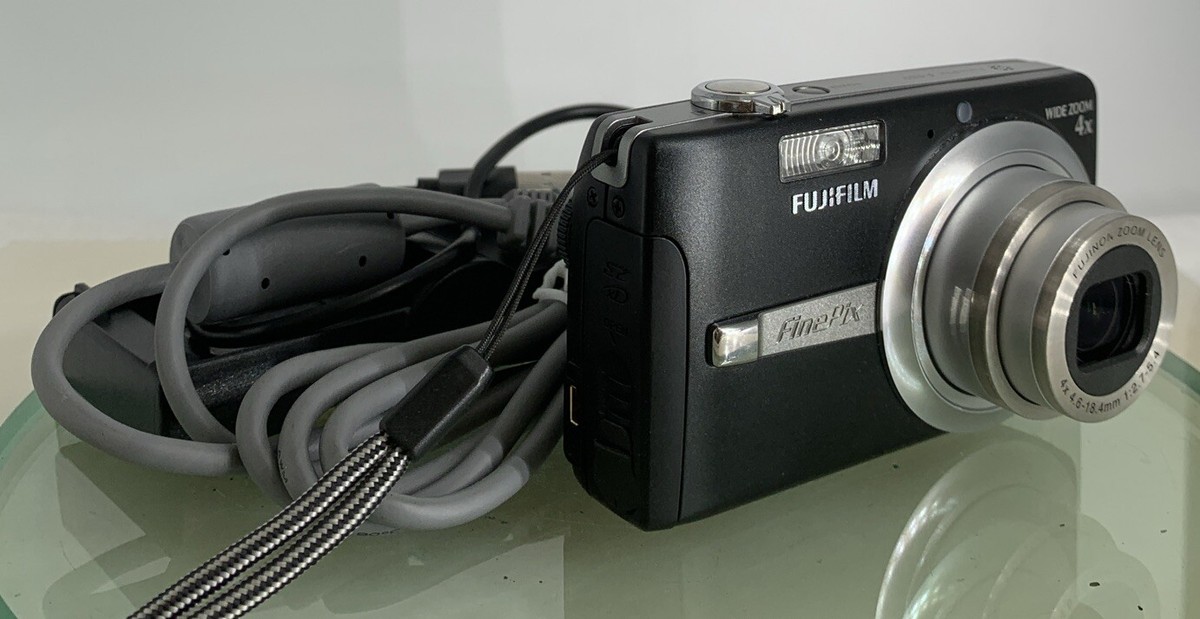 美品　FUJIFILM　FinePix F480　撮影例有　e822a126dd Amazon | FUJIFILM デジタルカメラ FinePix (ファインピクス