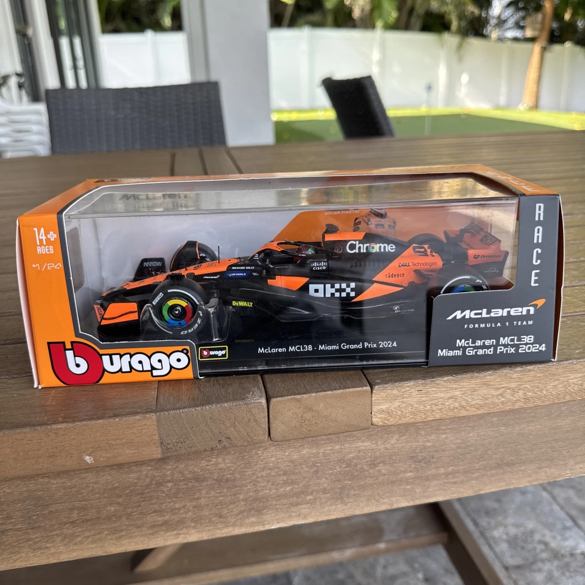 Bburago 1:24 Vintage Manufacture Diecast Cars for sale | eBay