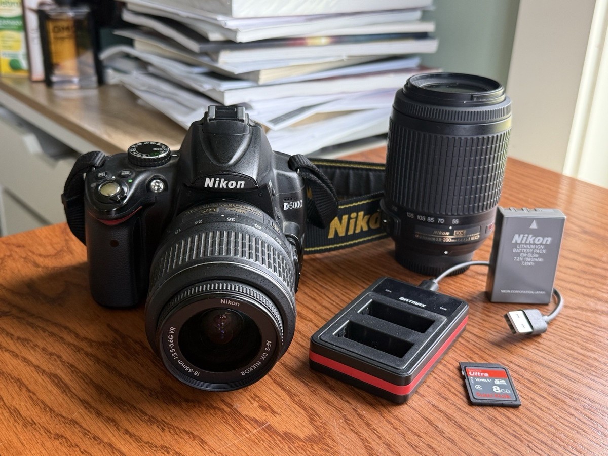 ⭐️Nikon D5000 Digital SLR Camera w/ AF-S DX Nikkor 18-55mm & 55