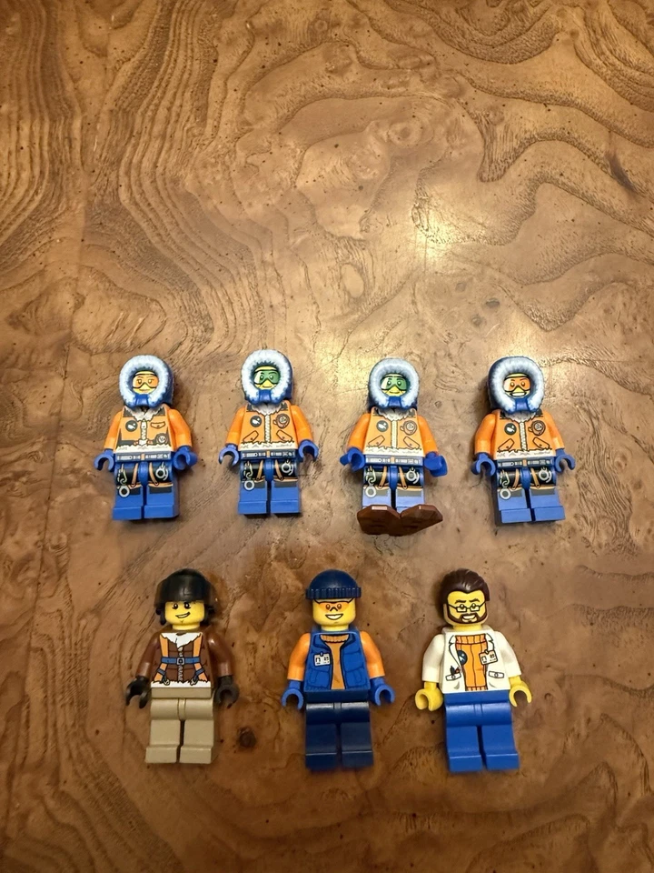 LEGO City Arctic Base Camp Set 60036 Complete Retired 2014 - Image 2 of 4