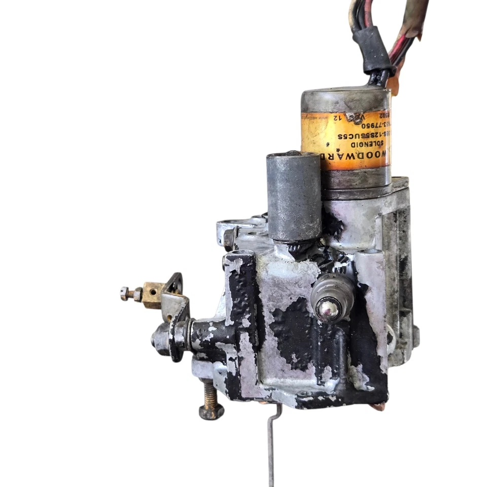 John Deere Yanmar 3TNE68 Apagado de Combustible Solenoide Gobernador Acelerador Carcasa OEM Foto 3 de 4