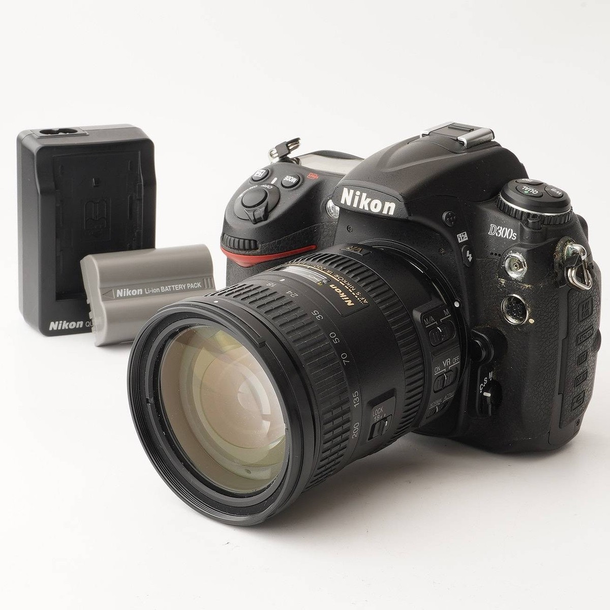 Nikon ニコン D300s Nikon DX VR AF-S NIKKOR 18-55㎜ 1:3.5-5.6 G