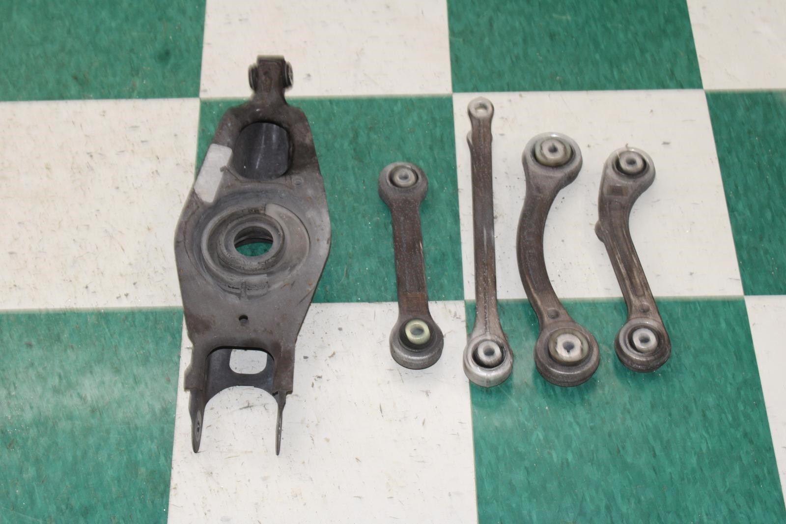 14-24 Ghibli RWD 3.0L Driver LH Left Rear LR Upper Lower Control Arm Set OEM 5x