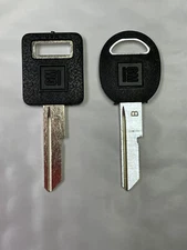 Original GM Logo Key Blank Set, A & B Keyways with Plastic Heads, OEM