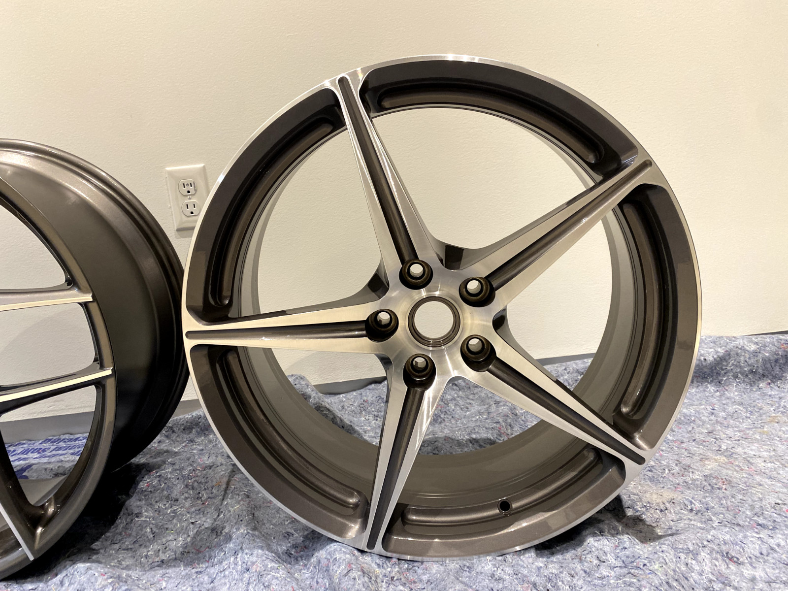 Ferrari Display Wheels. Set of 7 total. DISPLAY USE ONLY