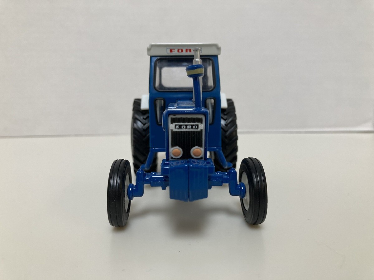 Ford 7600 Tractor Britains-Ertl Blue Farm Tractor Diecast Britains