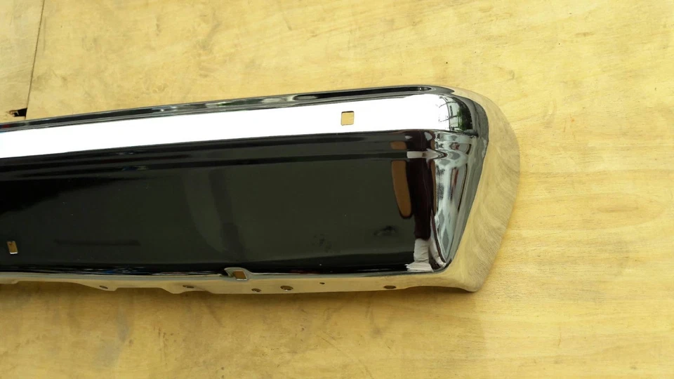 FRONT BUMPER CHROME W/O PAD HOLE GM1002142 for CHEVY C10 BLAZER GMC JIMMY PICKUP - Image 4 of 4