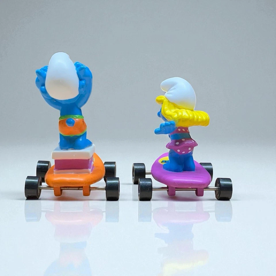 Lote de juguetes Peyo de colección Hardee’s Kids Comida Pitufina Pitufina Pitufina Patineta Años 90 Foto 2 de 4