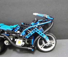 LEGO Technic: Motorbike #8430 (NOT COMPLETE)