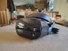 Samsung HMD Odyssey + Plus Windows Mixed Reality Headset + 2x Controllers