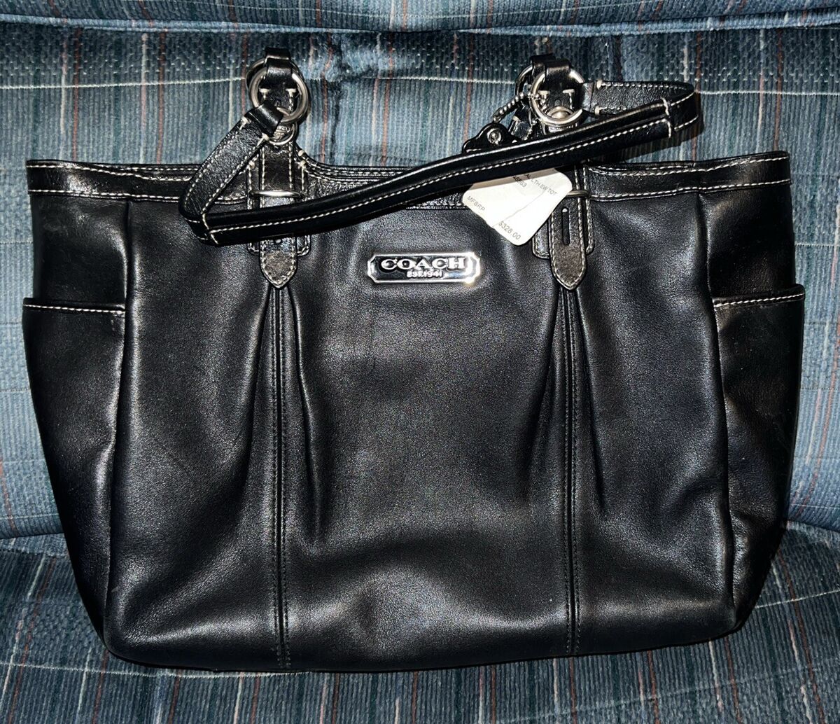 Coach Black Soft Leather Lined Double Strap Shoulder Bag Coach Black Soft Leather Lined Double Strap Shoulder Bag