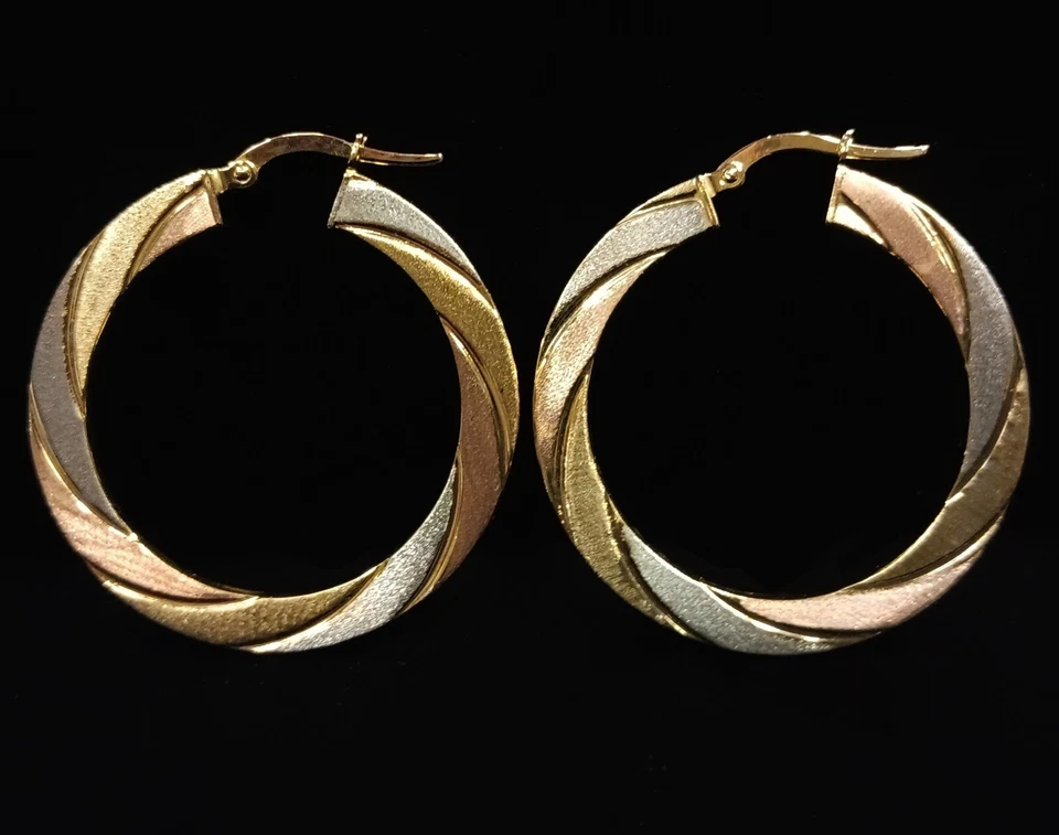 Vintage MILOR Italy 14K Gold Tri-Color Latch Back Hoop Earrings 3.00g (39123-1) - Image 2 of 4