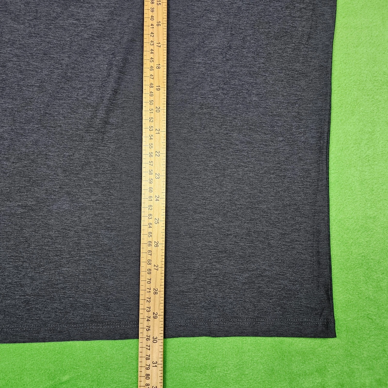 vuori strato tech heather golf pickle ball shirt