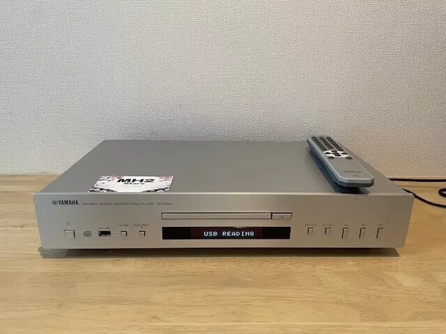 YAMAHA CD-S300 CD Player CD-R/RW/MP3/WMA Compatible Audio Silver