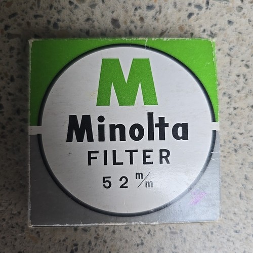 Minolta INCA UV 52mm Screw-in Glass Lens Filter W Original Box & Storage Case - Picture 2 of 5