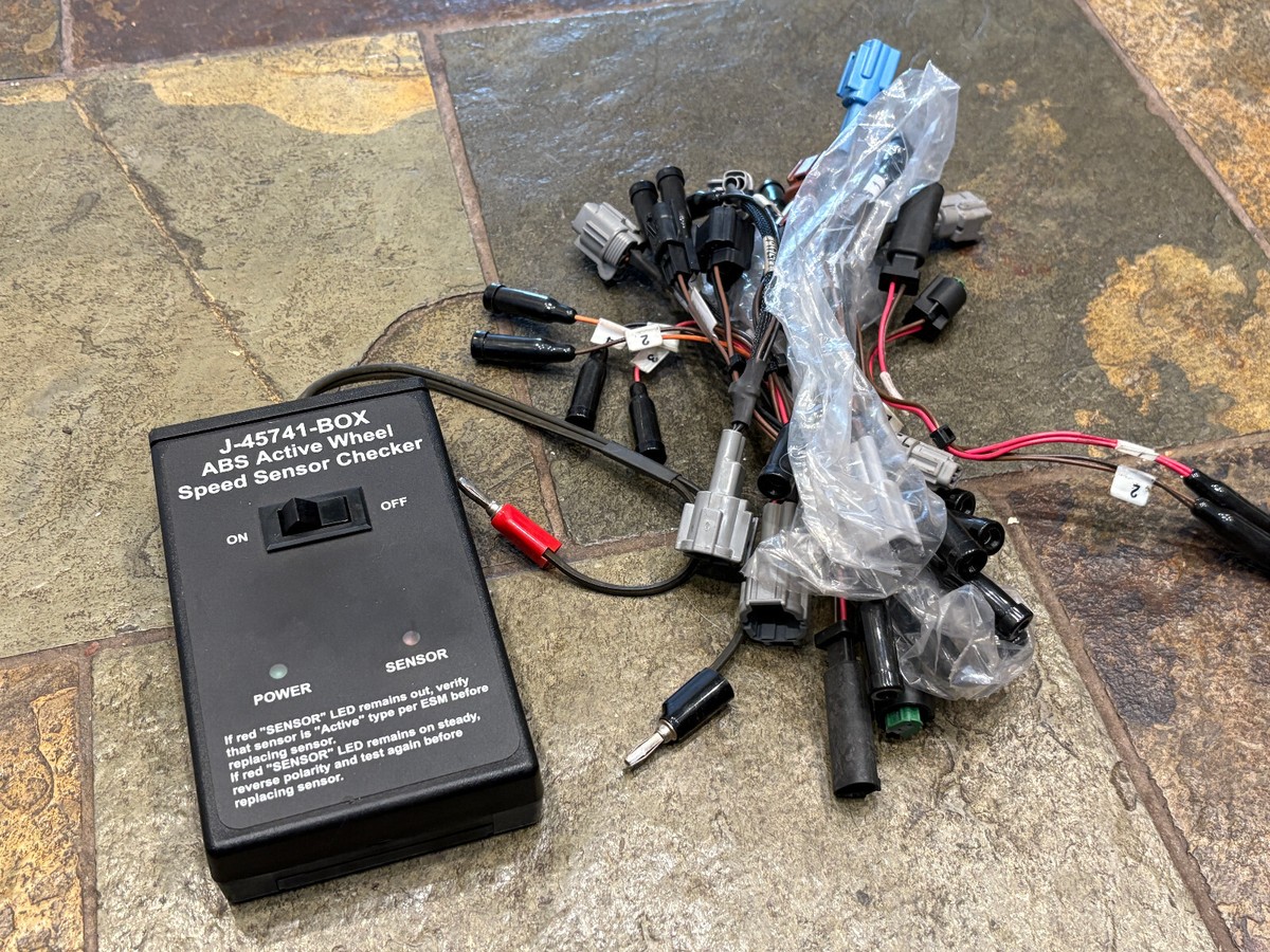 Kent Moore J-45741-BOX ABS Tester with 10 cables for Nissan