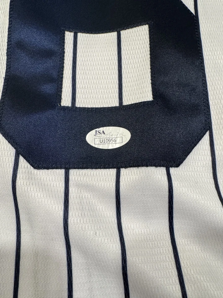 FUTURE HALL OF FAMER CARLOS BELTRAN SIGNED AUTO NEW YORK YANKEES JERSEY JSA CERT - Image 4 of 4