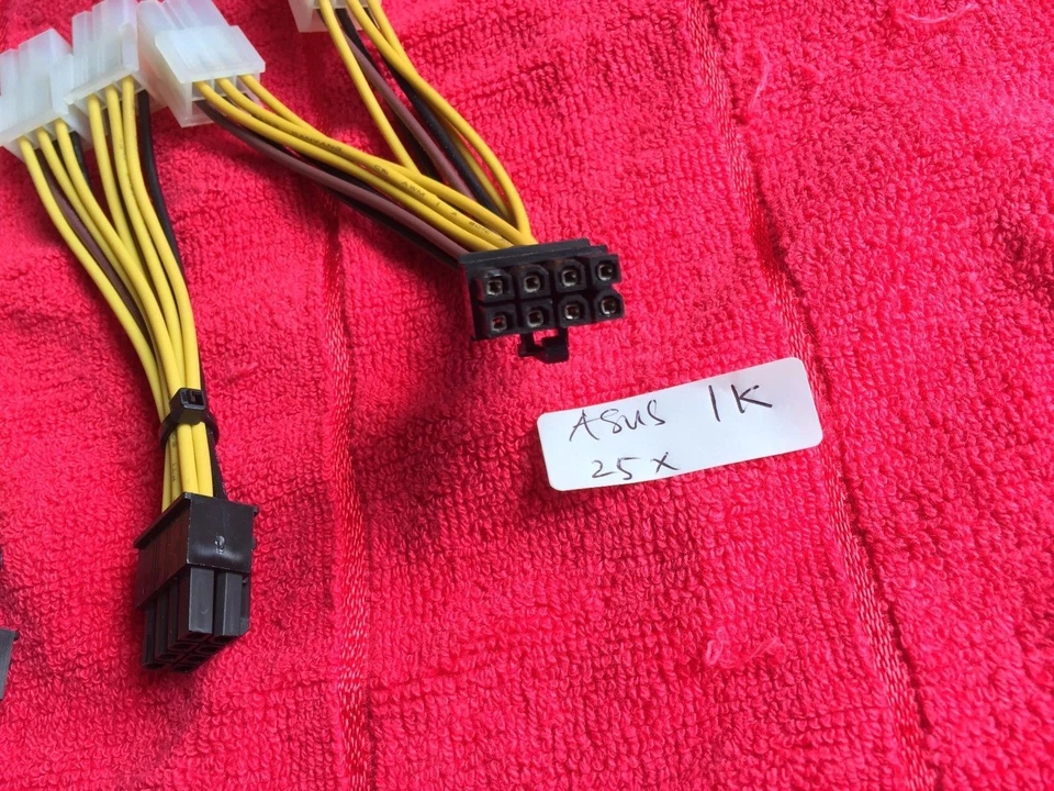 1x Dual 6 Pin to 8 Pin PCIe Nvidia ATI GTX GPU Video Card Power Cable (5") - Image 2 of 3
