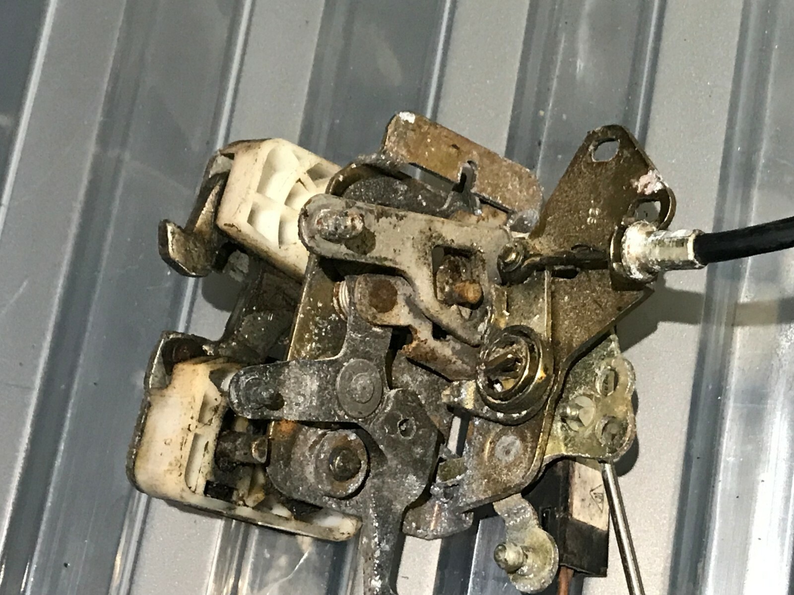 Porsche 924 944 Passenger Left Side Door Lock Mechanism led lock  