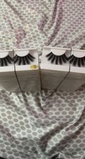 eyelashes