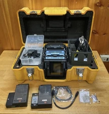 AFL Fujikura 70S+ Fusion Splicer Kit; CT-50 Cleaver; 2497 Total Arcs