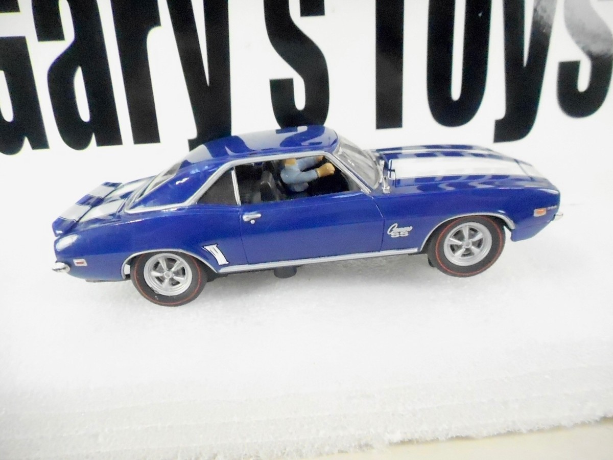 1/32カレラ製スロットカー　1969シボレーカマロ　SS396 Carrera Evolution - 1969 CHEVROLET CAMARO SS 396 -1/32 Scale